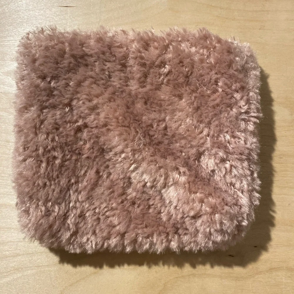 Mix It French Fawn Faux Fur Make Up Bag (IY)